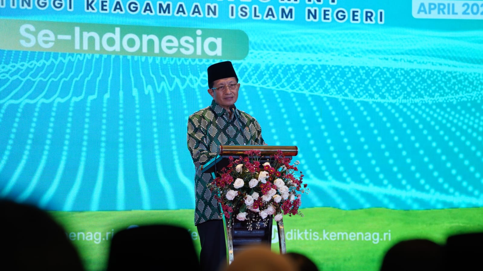Hadiri Pertemuan IKA PTKIN, Menag Dorong Indonesia Jadi Pusat Peradaban Islam